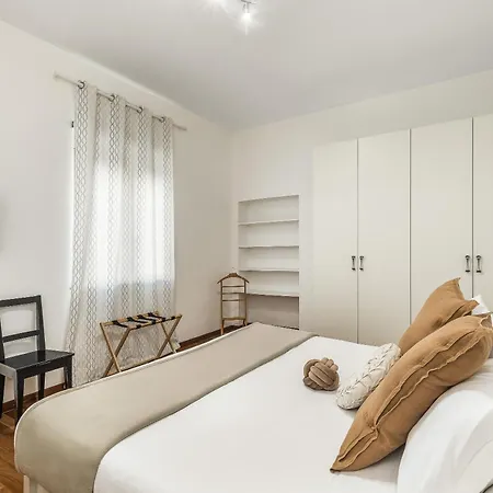 度假居 Atrhome- Penthouse Tritone 罗马