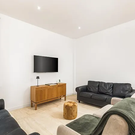 Atrhome- Penthouse Tritone 罗马